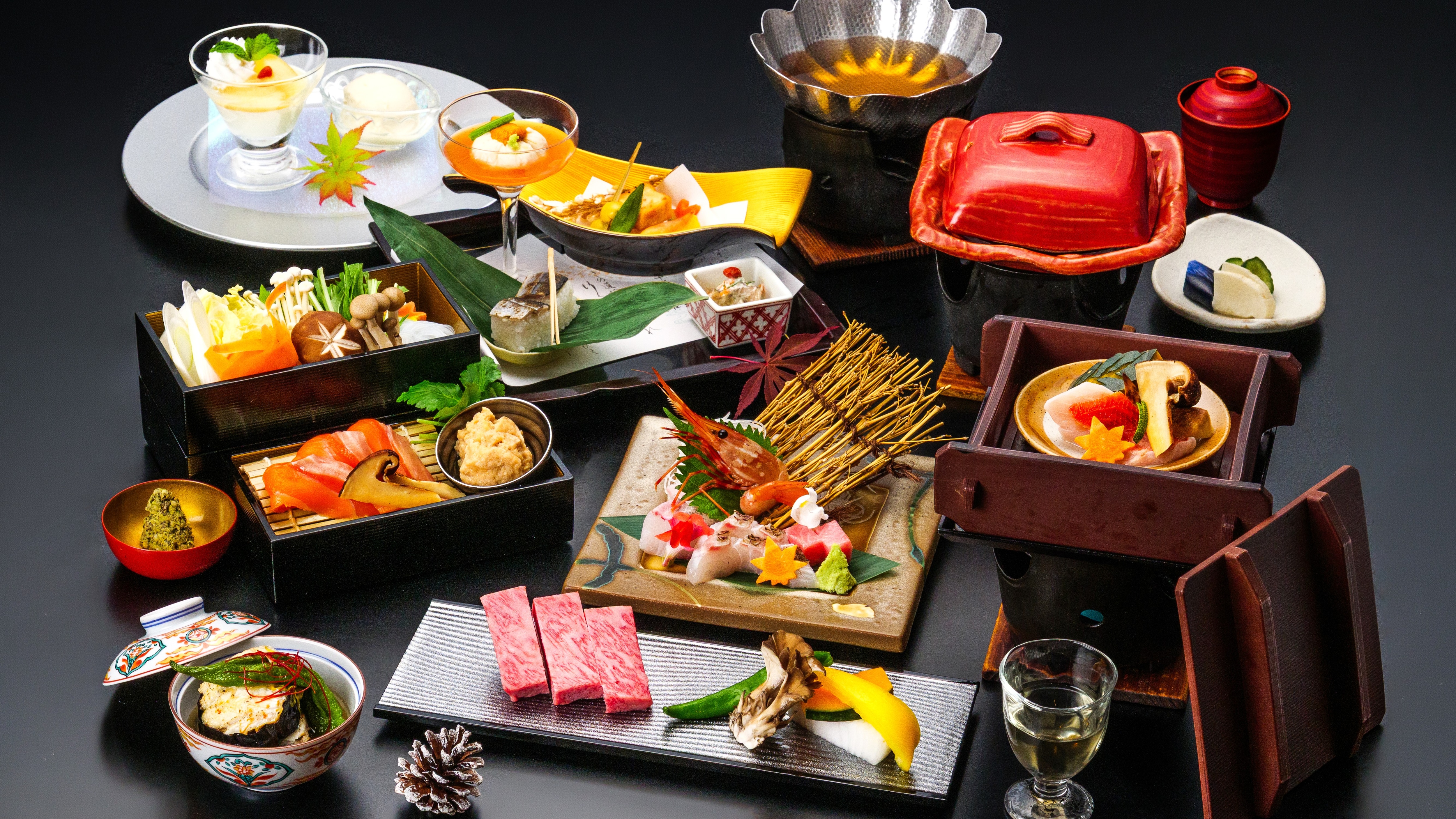 Steak daging sapi Omi bersertifikat A5, sup ikan trout Biwa dengan lada sansho, dan ikan alfonsino kukus yang lezat dengan sake lokal - Menu Kaiseki Musim Gugur ~Indah~ (Gambar)