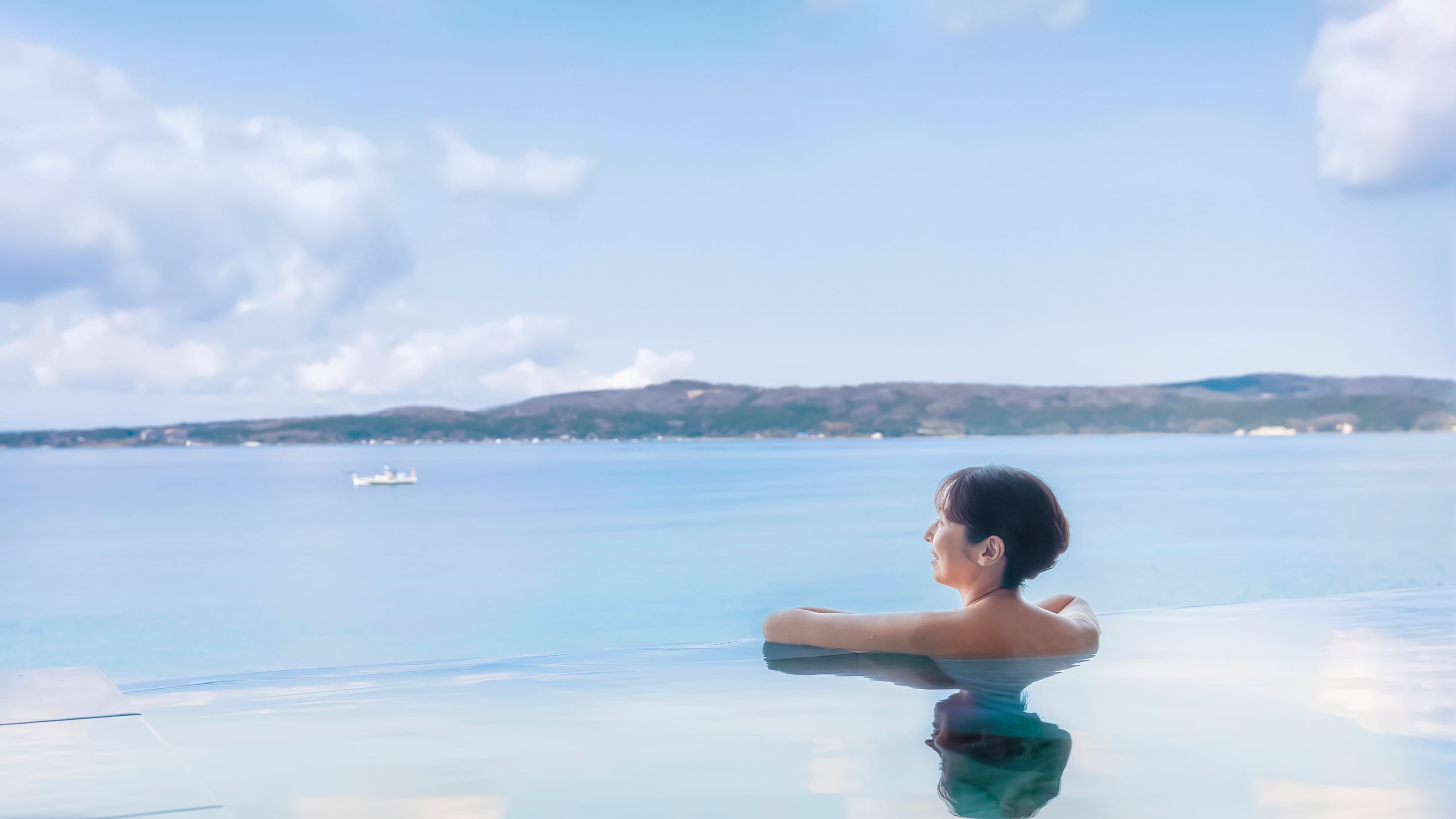 Infinity open-air bath (for women)