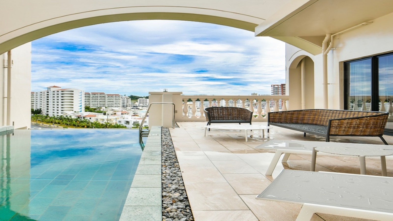 Premier Wing｜Gold Suite Private Pool & Terrace *The layout of all 4 rooms is different