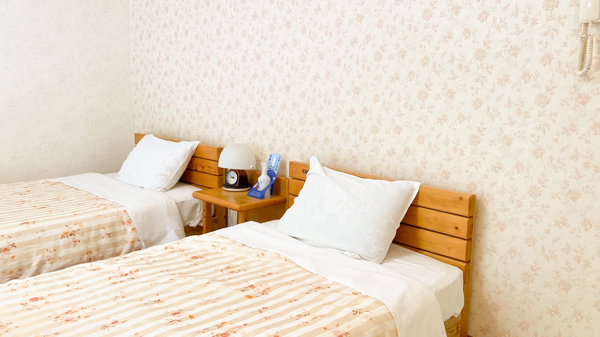 ・[Japanese-Western style room] Enjoy a good night's sleep in a cute bedroom