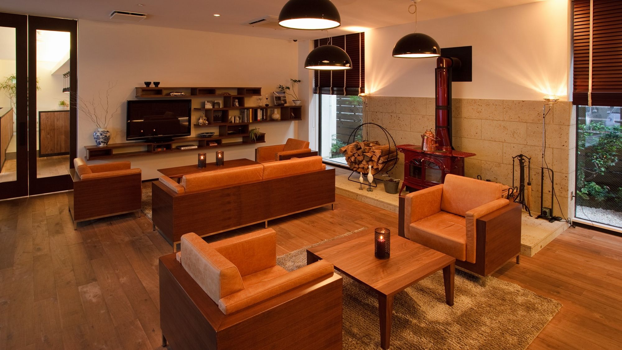 [Lobby] A warm lobby with a fireplace