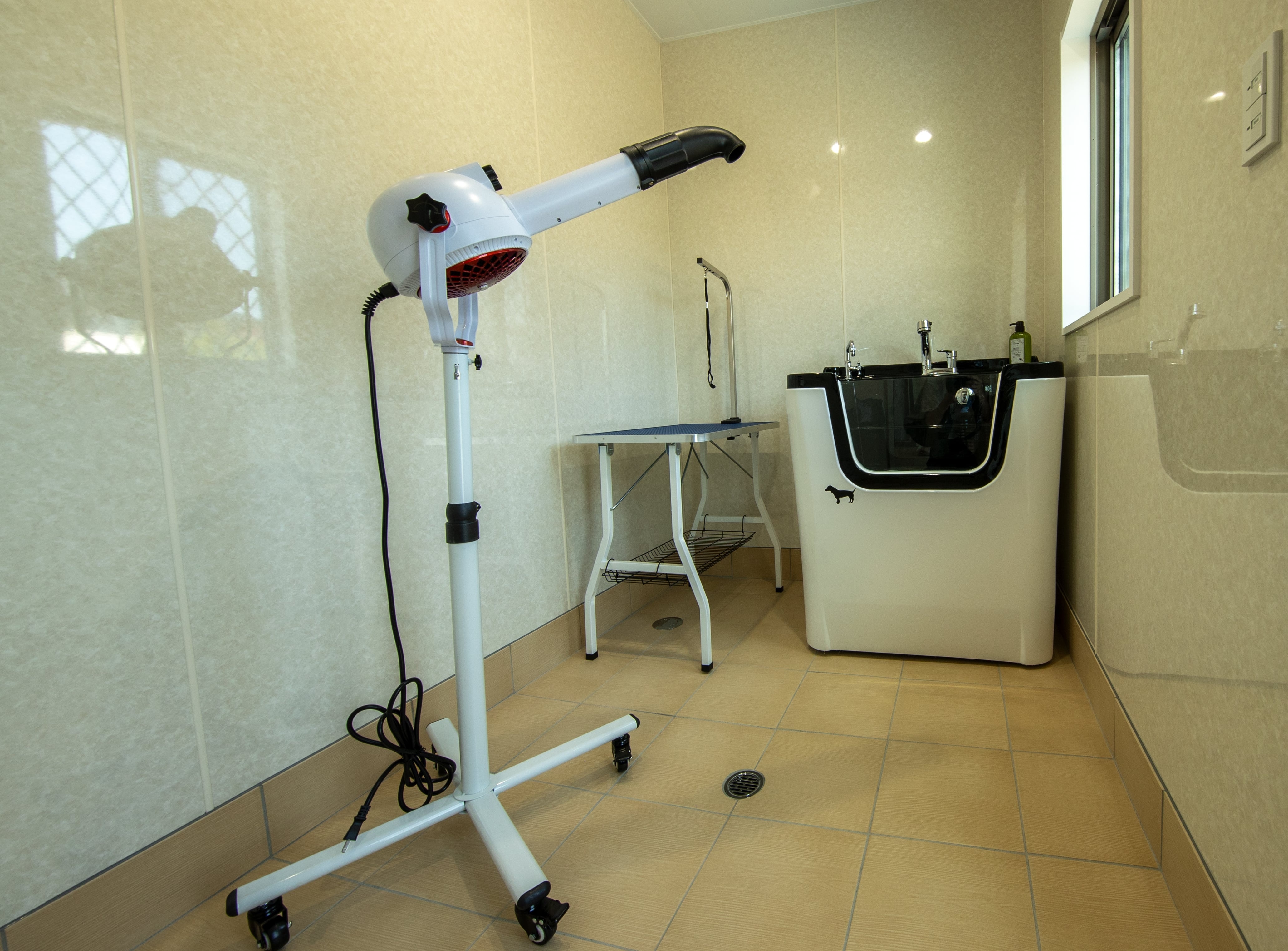 Grooming Room