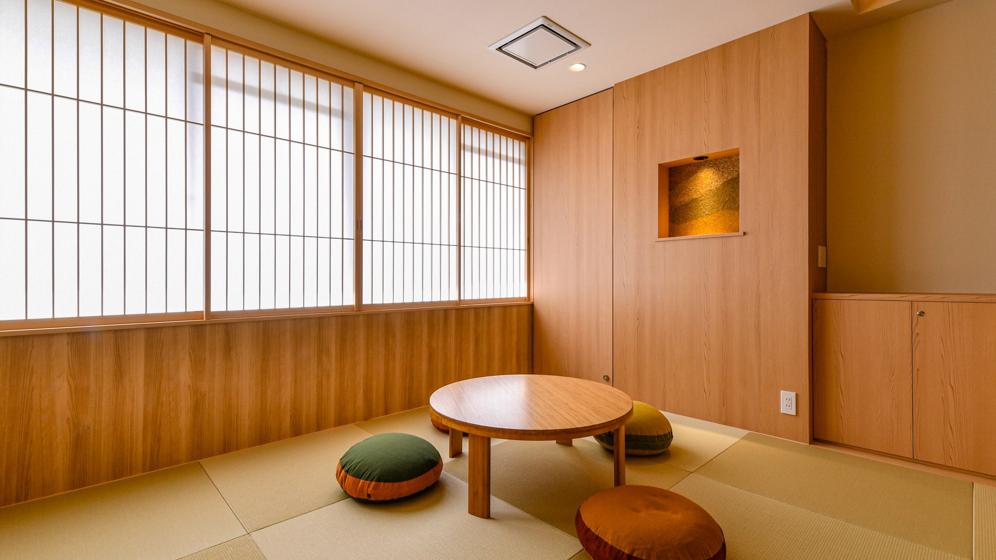 Japanese modern room with 2 single beds