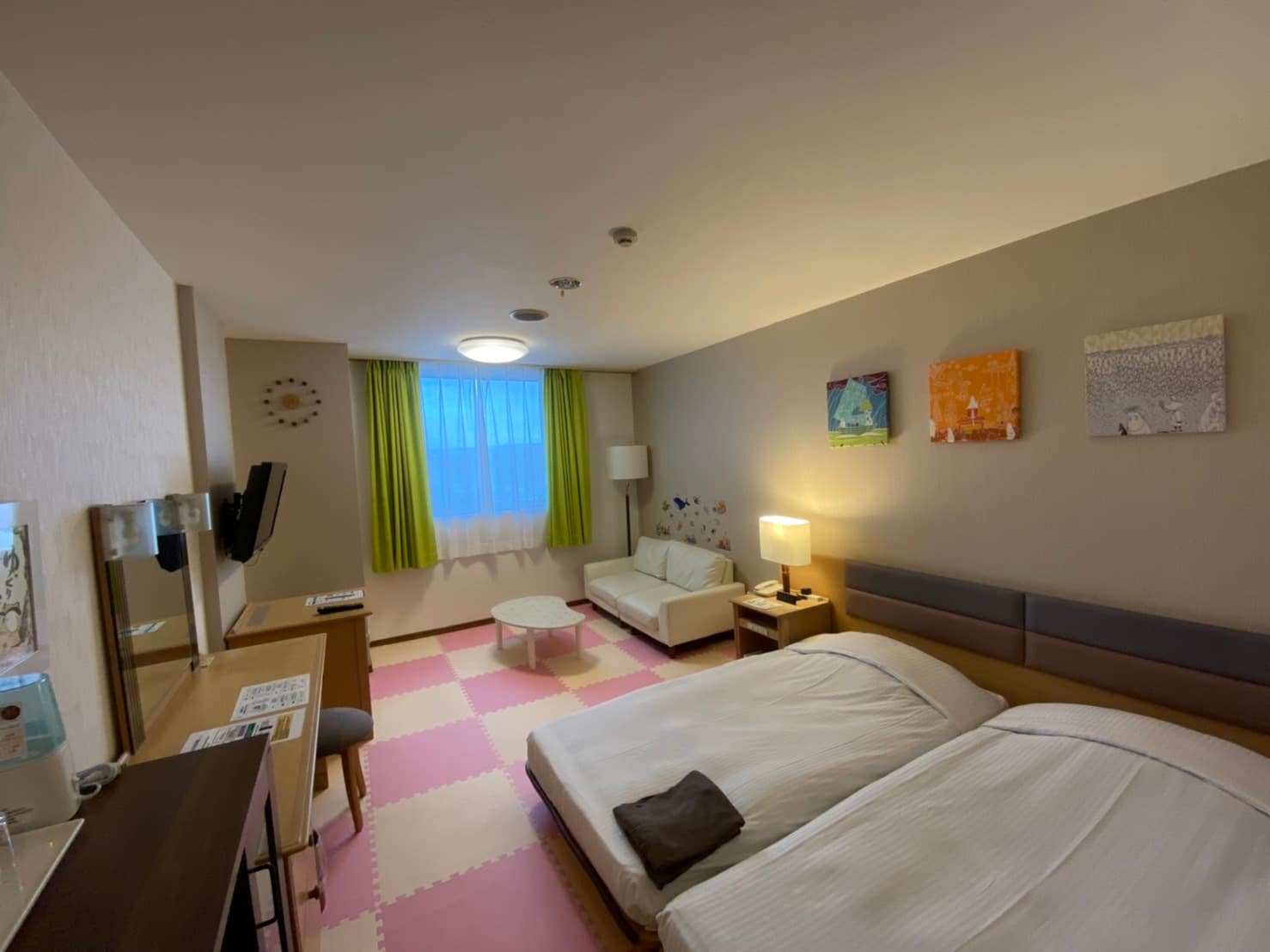 Family twin room
