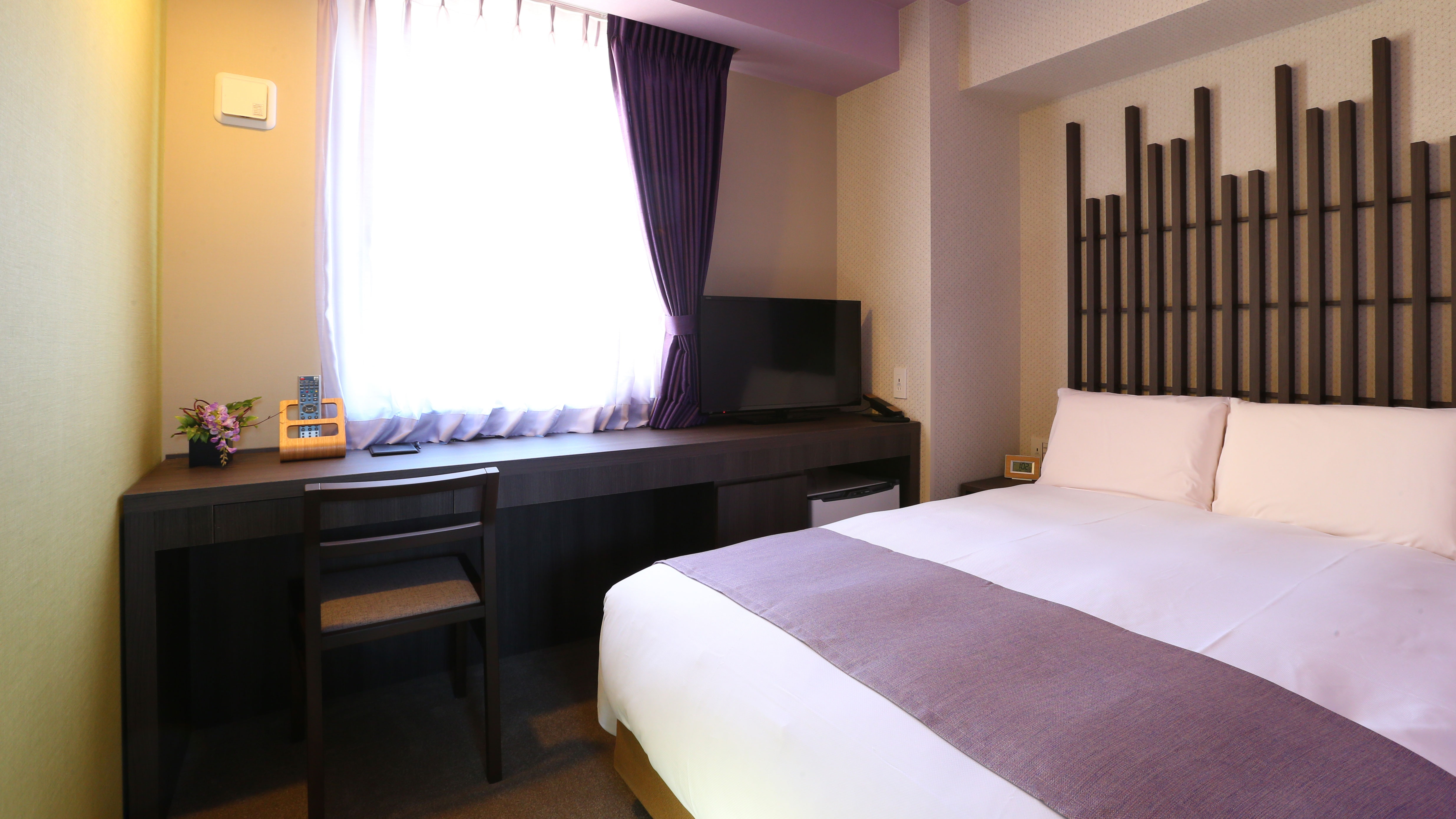 An example of the 13th floor wisteria (DX single/double) guest room