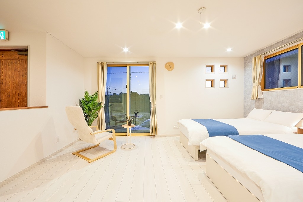 Living and bed area