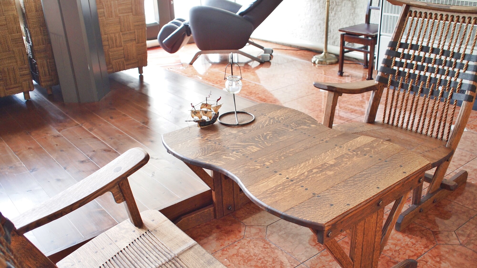 * Lobby / Take a break in a relaxing space.