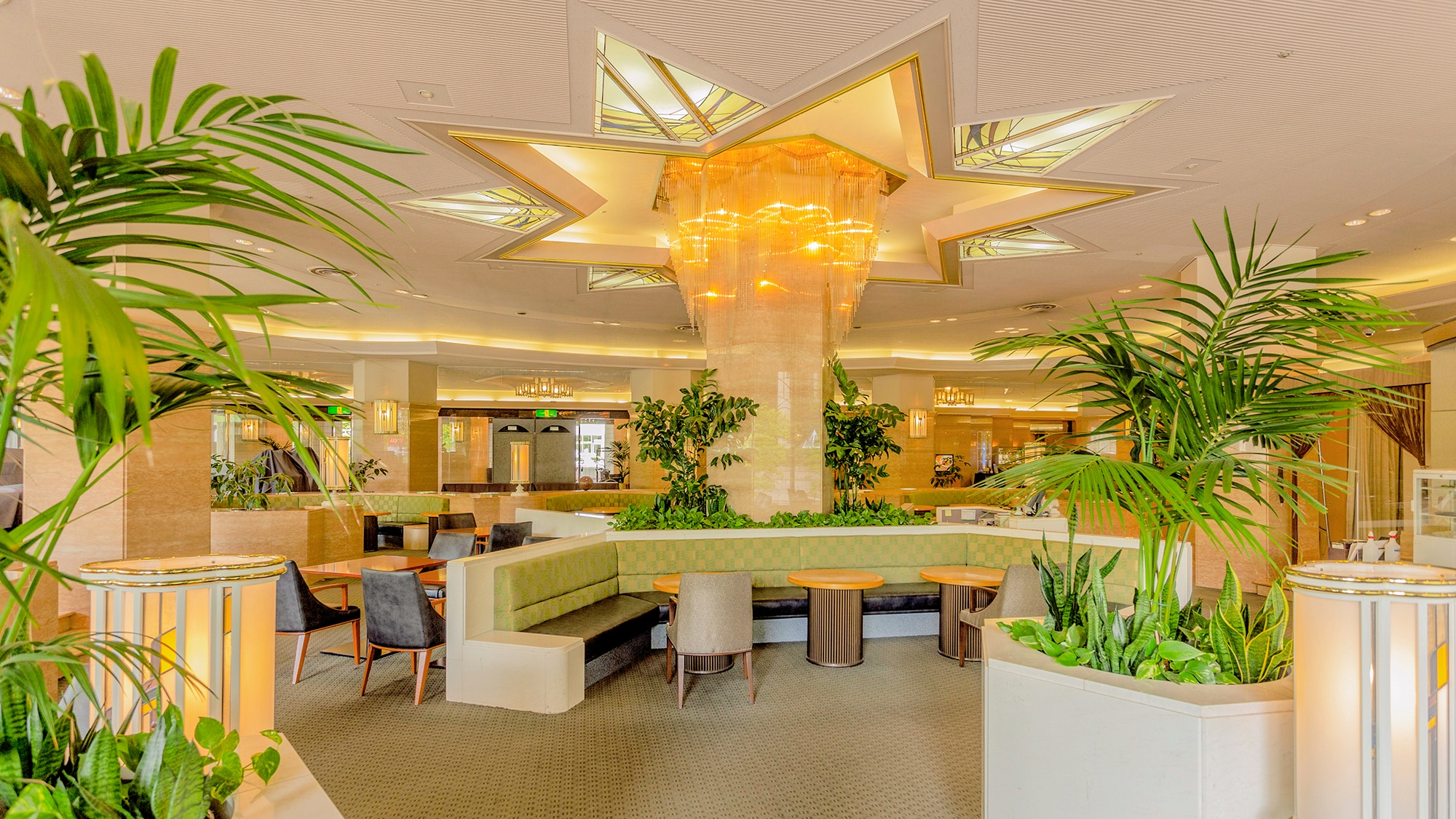 1F Lounge "Coffee House"