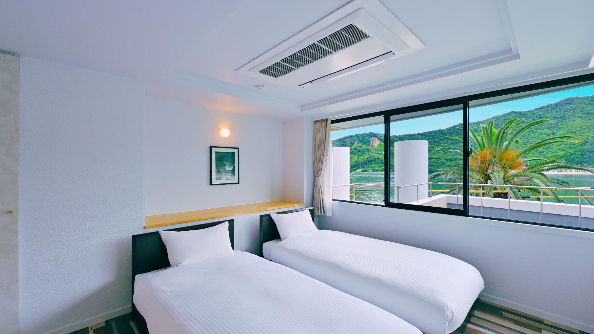 [Guest room example] Dog-friendly room (201) Capacity: 2 people / Maximum of 2 dogs (2 medium-sized dogs, 1 large dog)