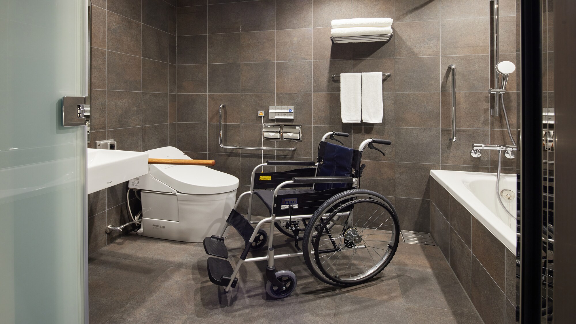 [Deluxe] Accessible Twin (28㎡)