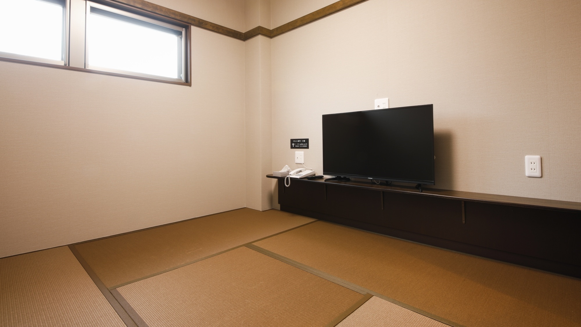 Kamar bergaya Jepang kecil