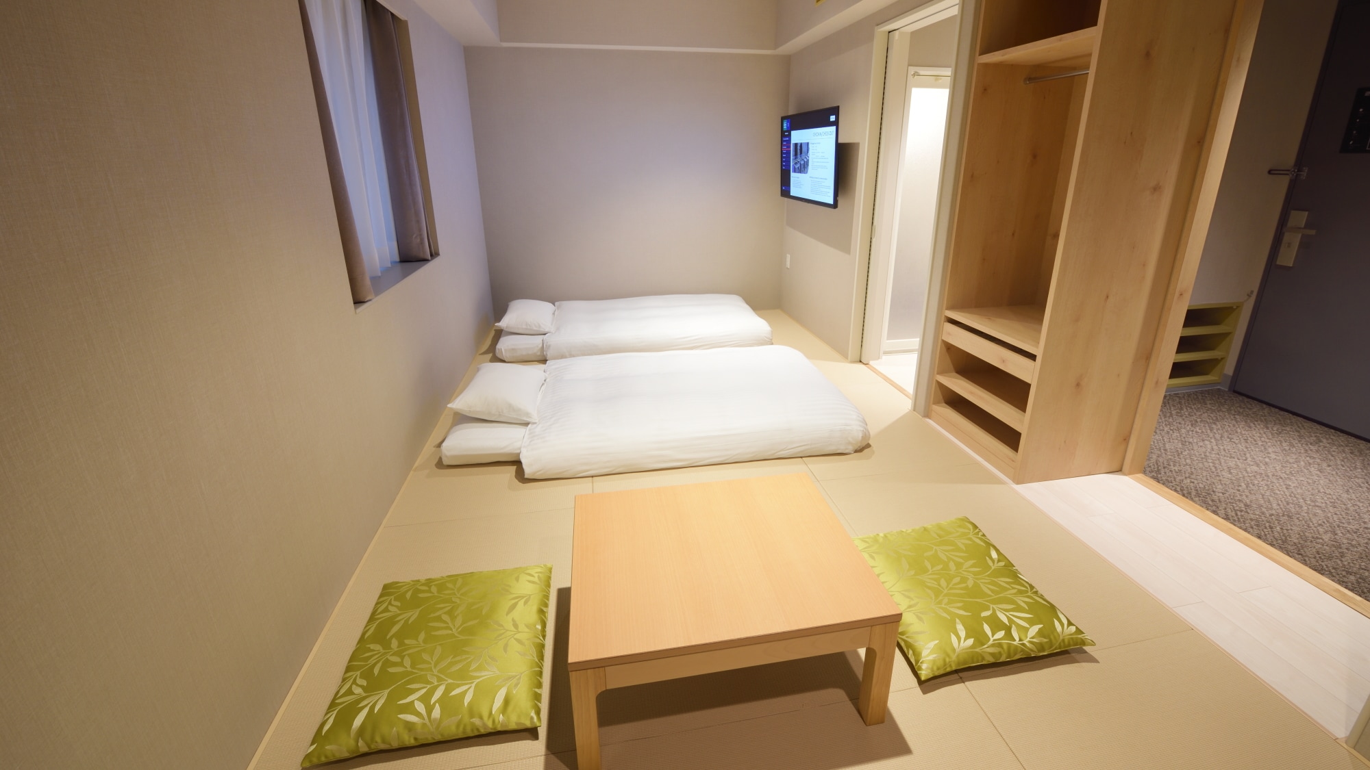 Japanese-style room (for 2 people)