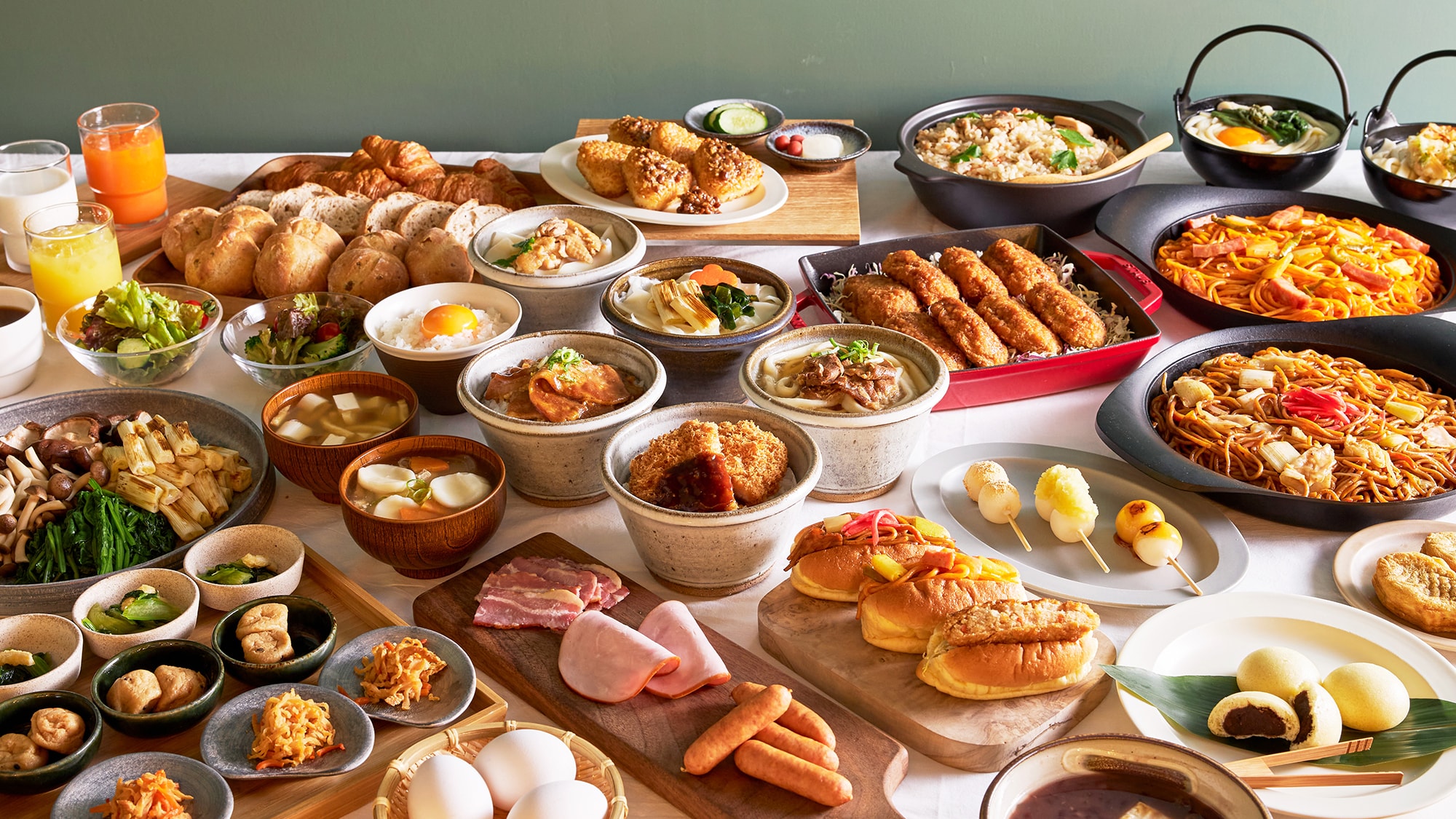 Enjoy a breakfast buffet like a market where you can find delicious Saitama food.