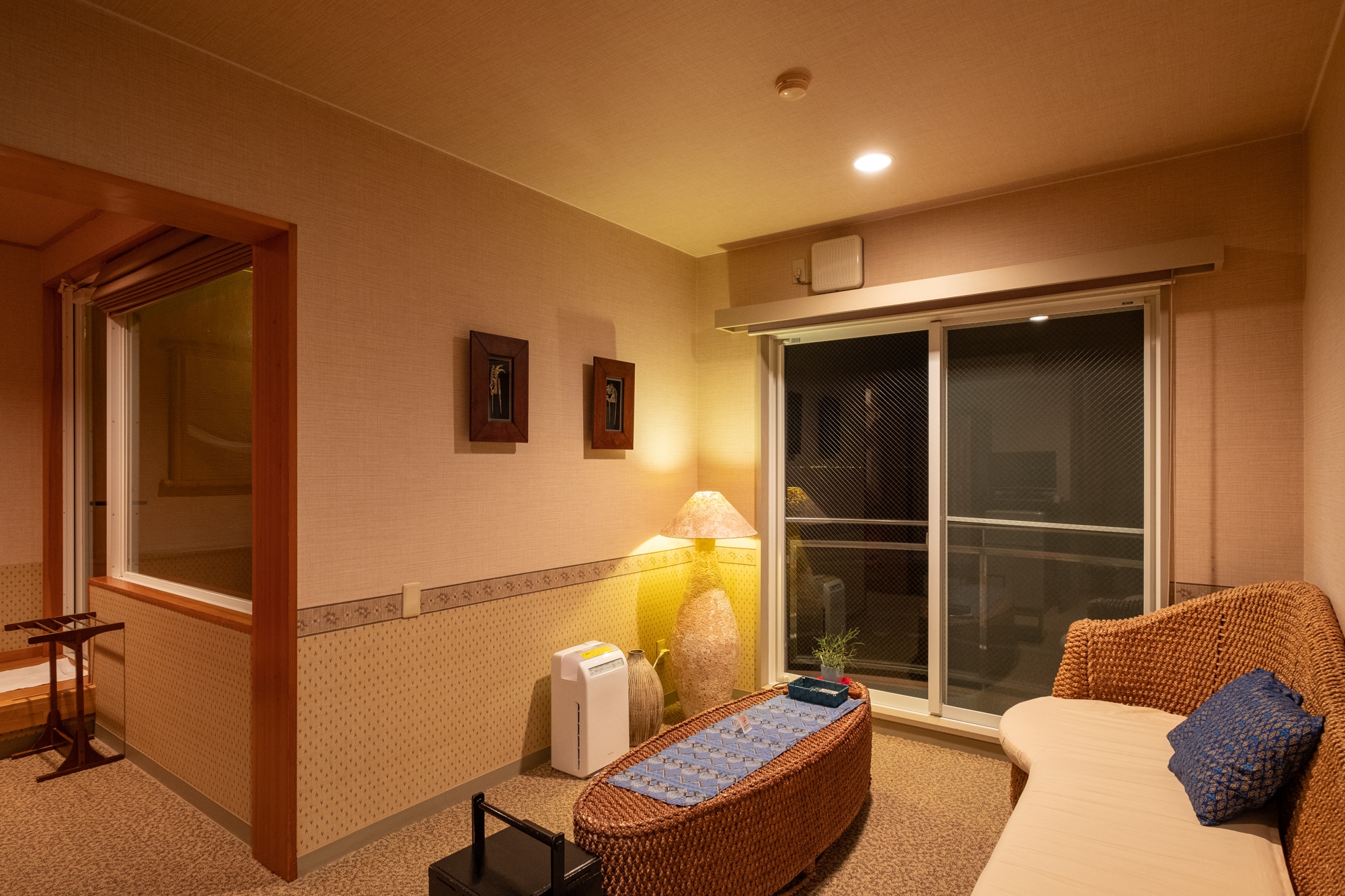 Japanese-Western style room