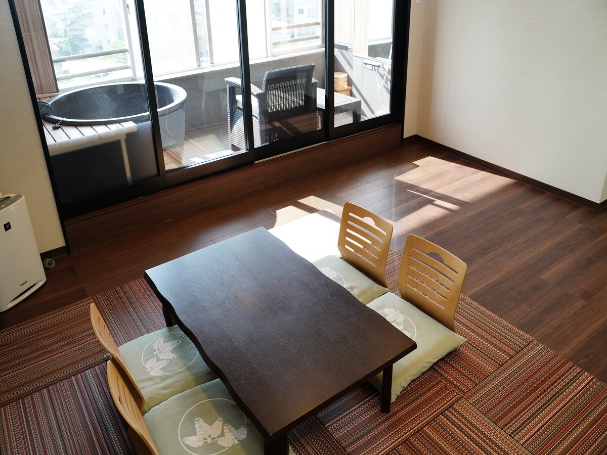 Phòng Suite Nhật Bản hiện đại Phòng Nhật Bản-Tây