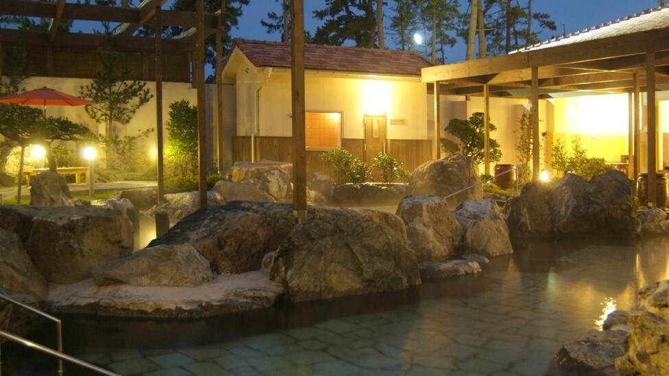 當日往返溫泉海：1樓露天浴池（岩盤浴）