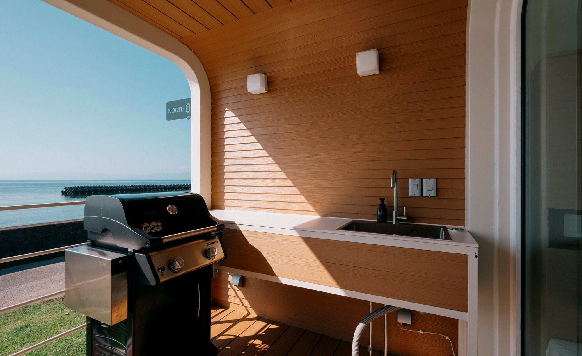Trailer house/Simmons King size x 2