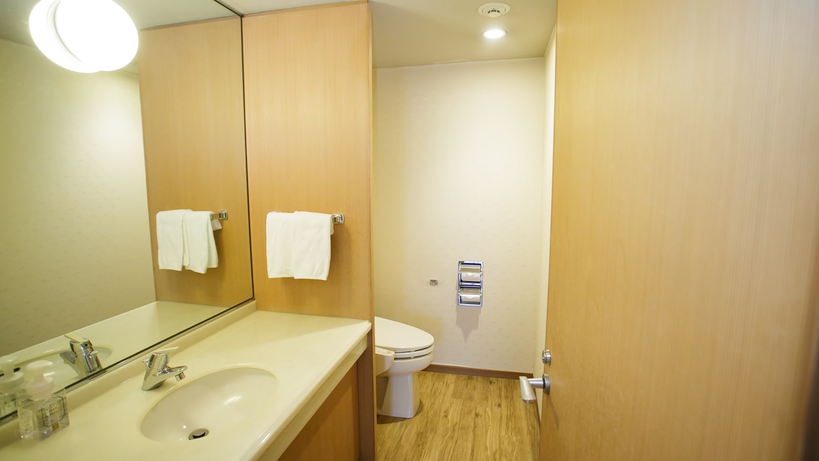 Japanese-style room 61.9 square meters