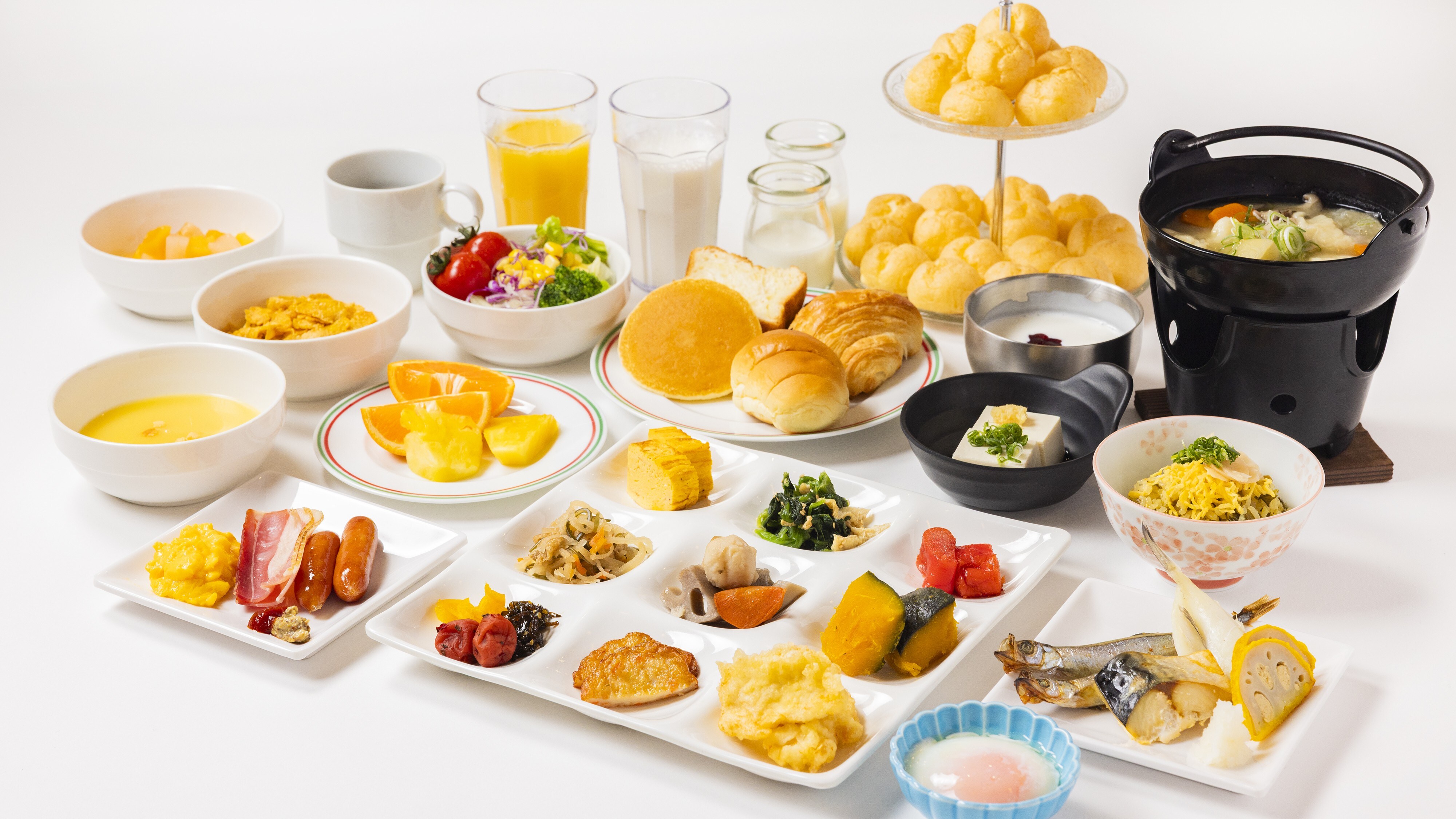 Prasmanan sarapan (contoh)