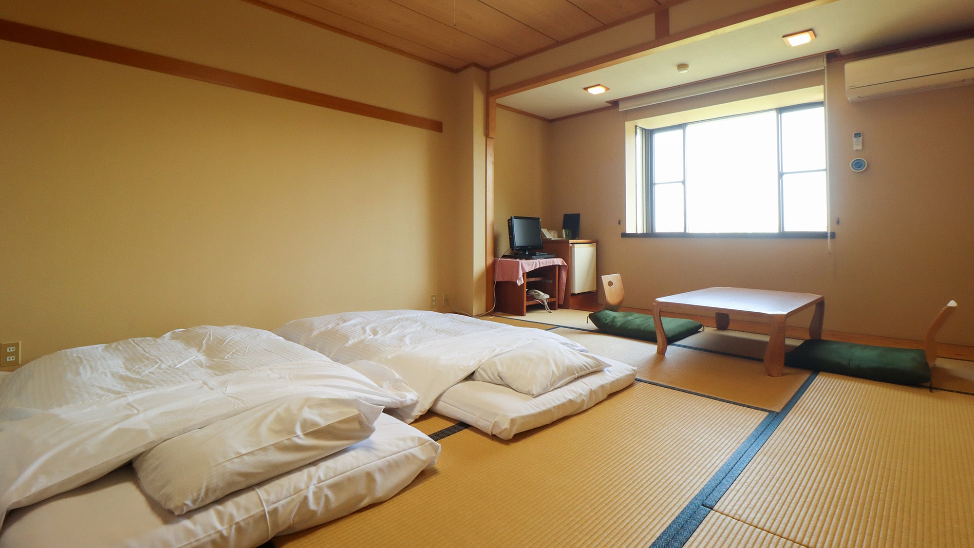 #Japanese-style room: Enjoy a relaxing time in a calming 8-tatami Japanese-style room.