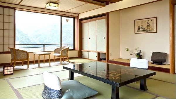 [Phòng kiểu Nhật 14,5 chiếu tatami] Toàn cảnh Yunogo Onsen và núi / Không hút thuốc