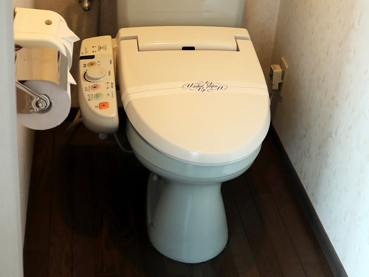 toilet
