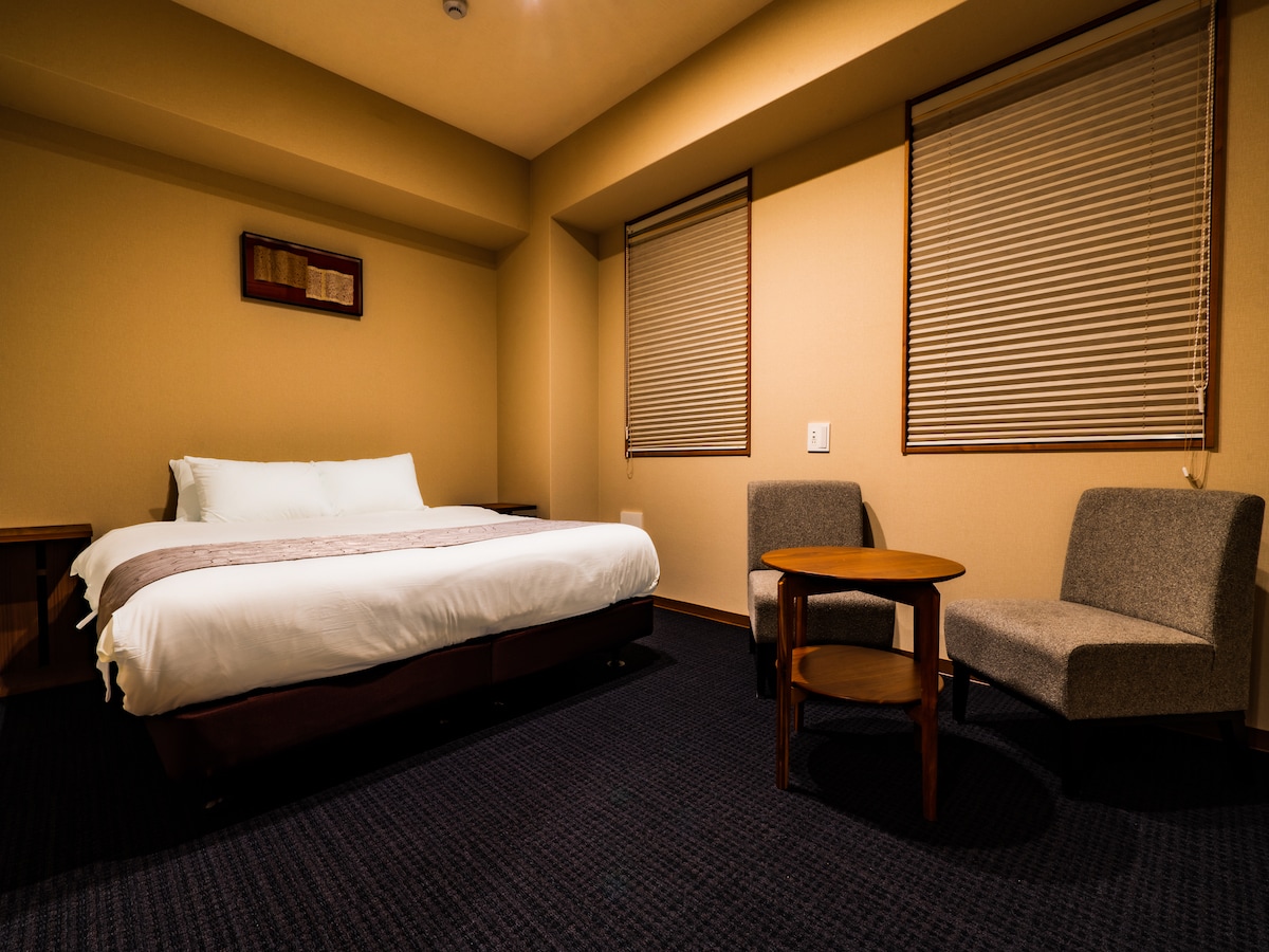 Premium corner suite with spa bath