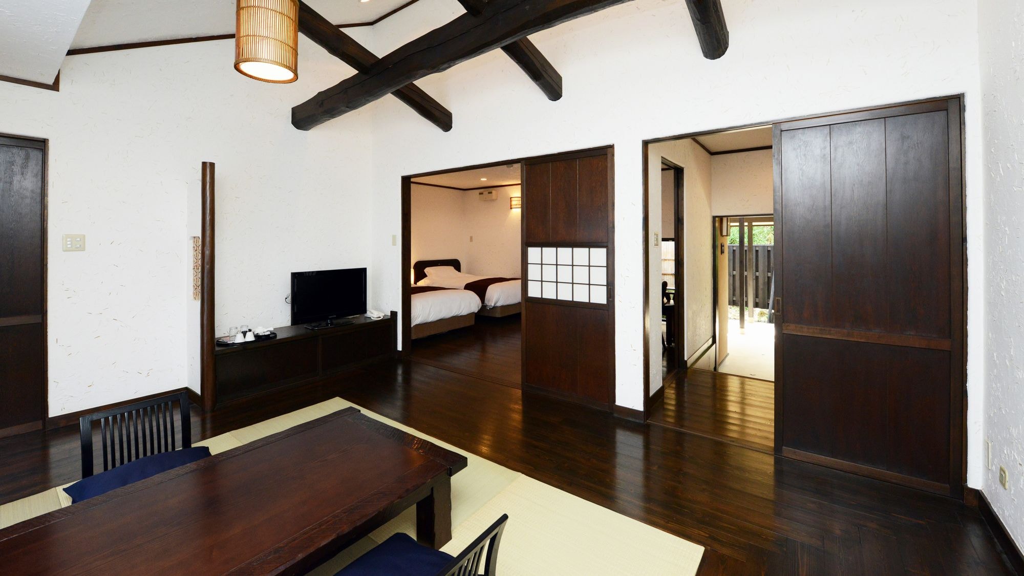 [Amber] Guest Rooms