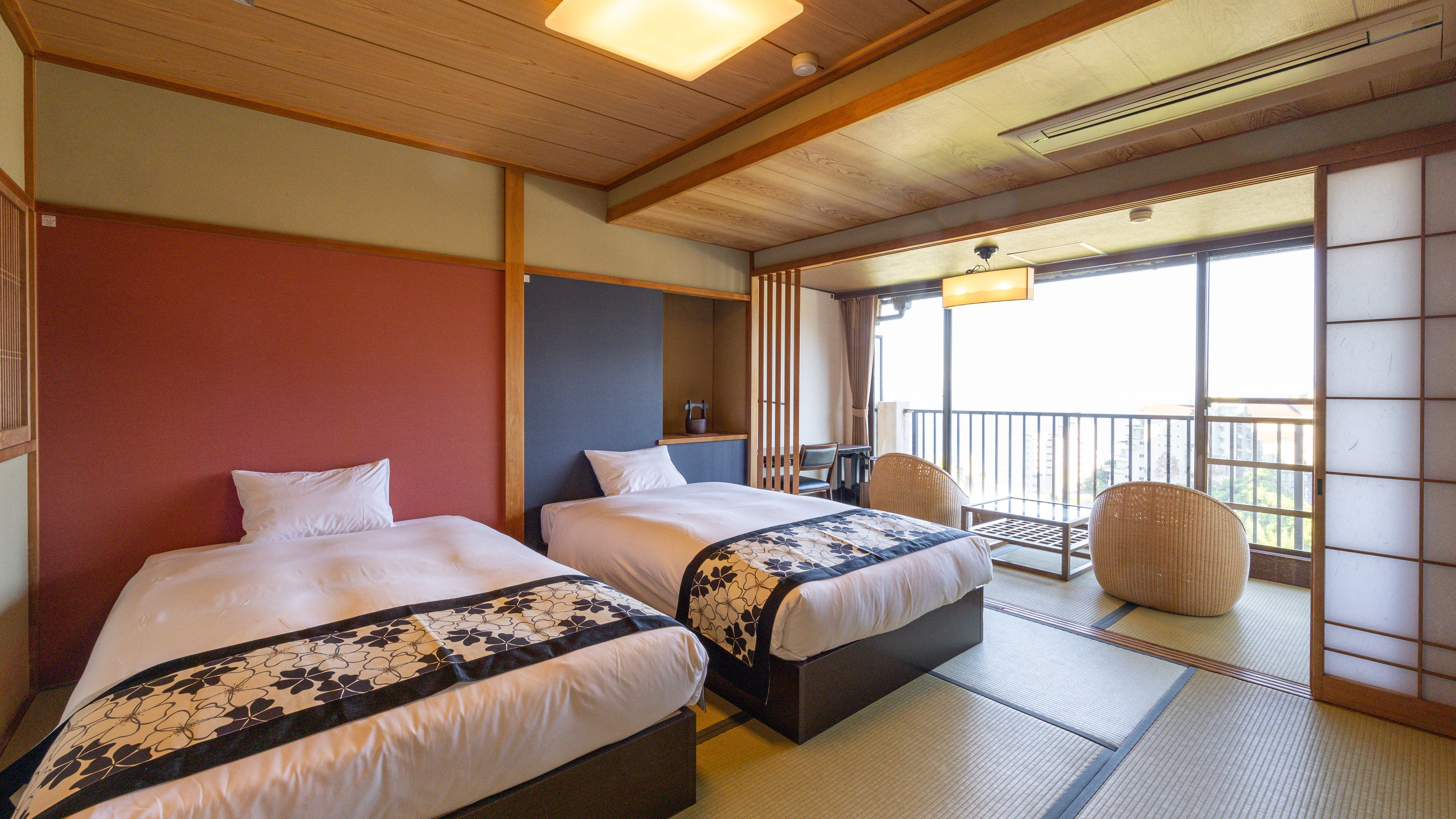 眺望大海的帶露天浴池的客房“Aqua Light Bath”