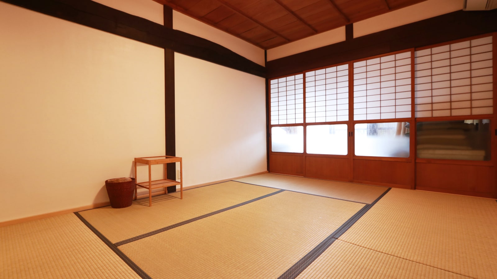 [Room 2] A space where time flows leisurely