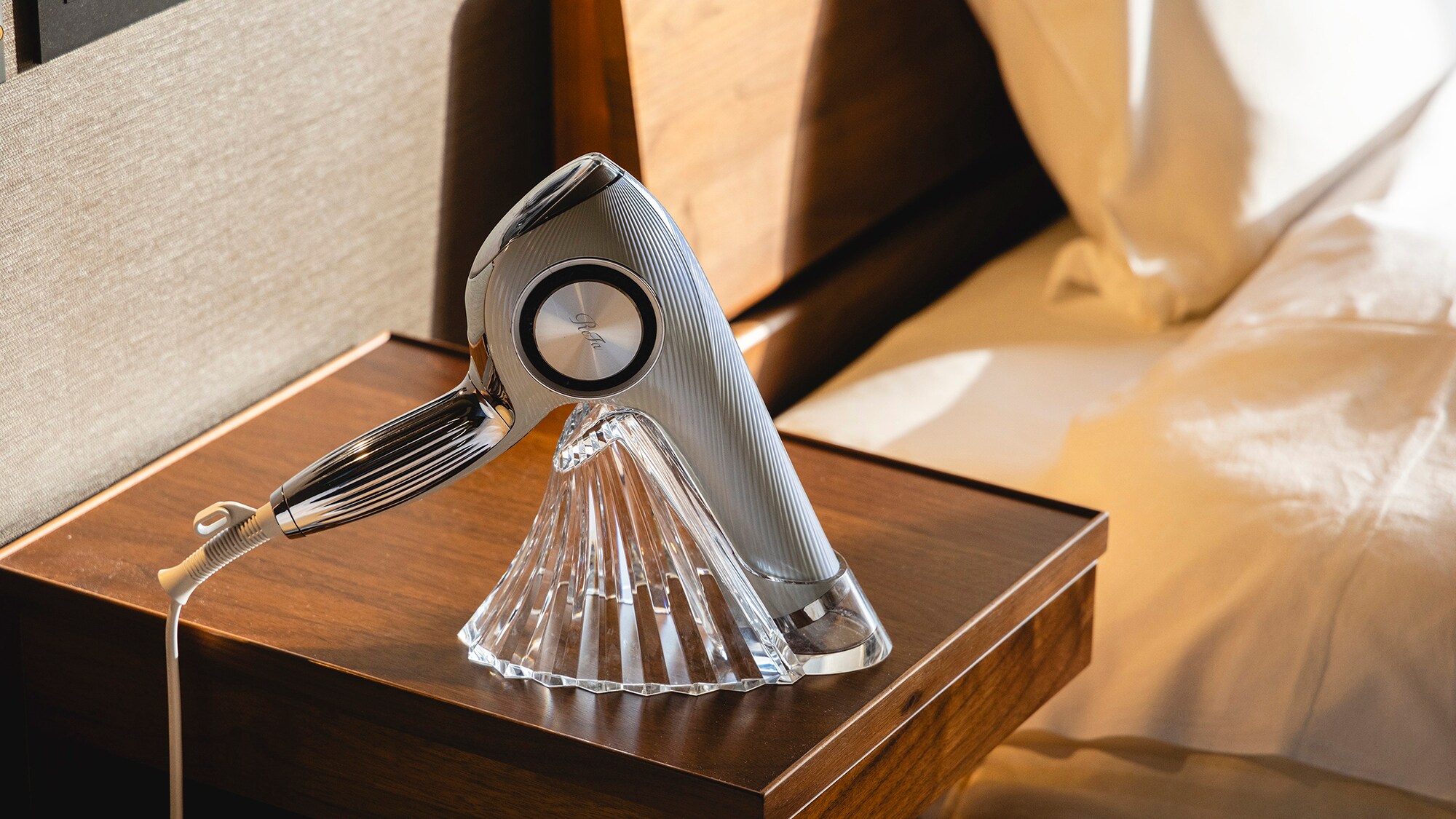 [Kamar Jepang-Barat Modern: Manfaat Kamar] Dilengkapi dengan pengering rambut dari merek populer ReFa untuk memberi Anda rambut indah.