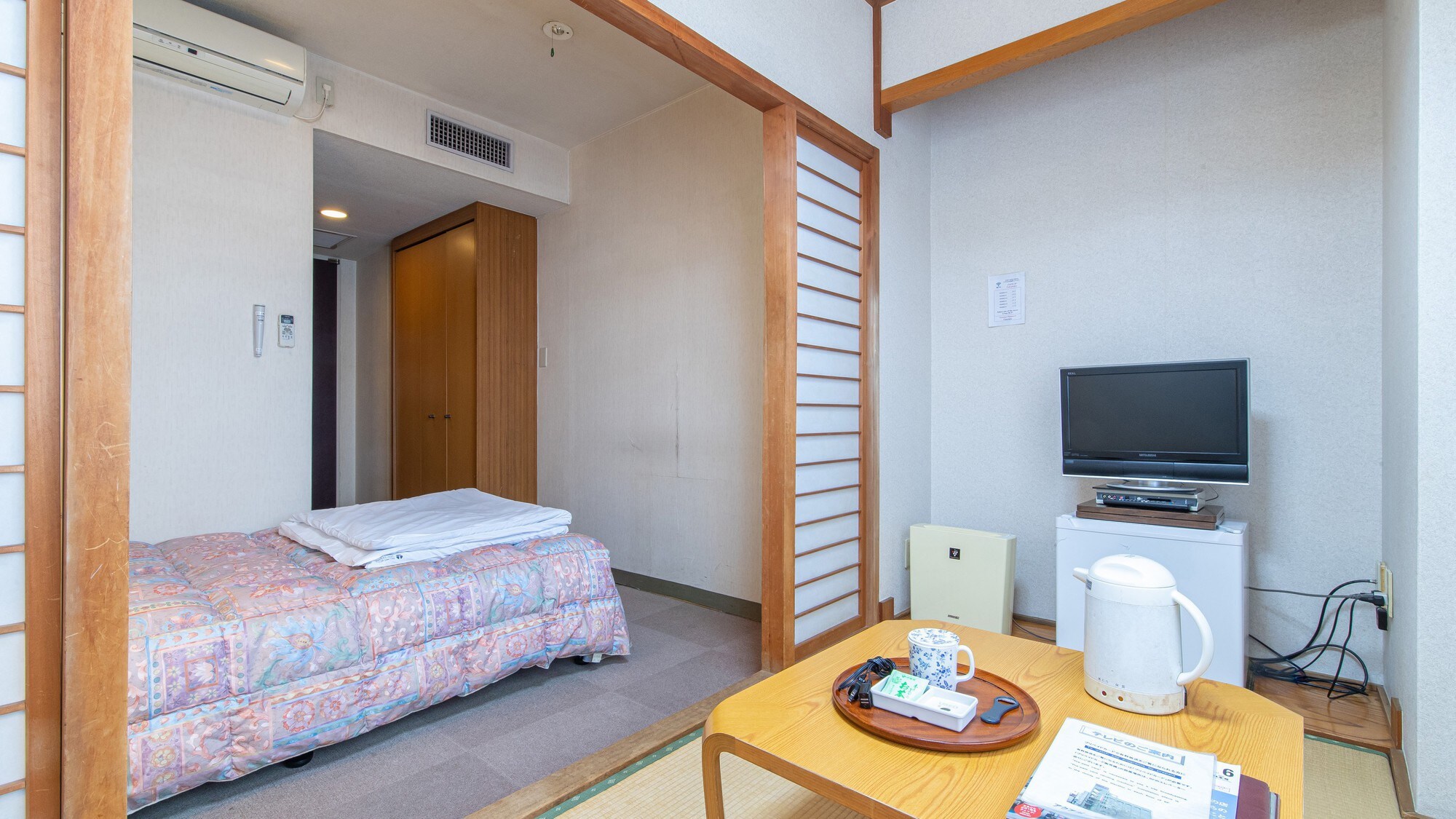 [Non-smoking] Japanese-style compact room for 1-2 people