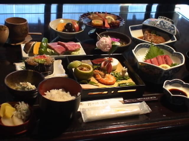 An example of a kaiseki meal