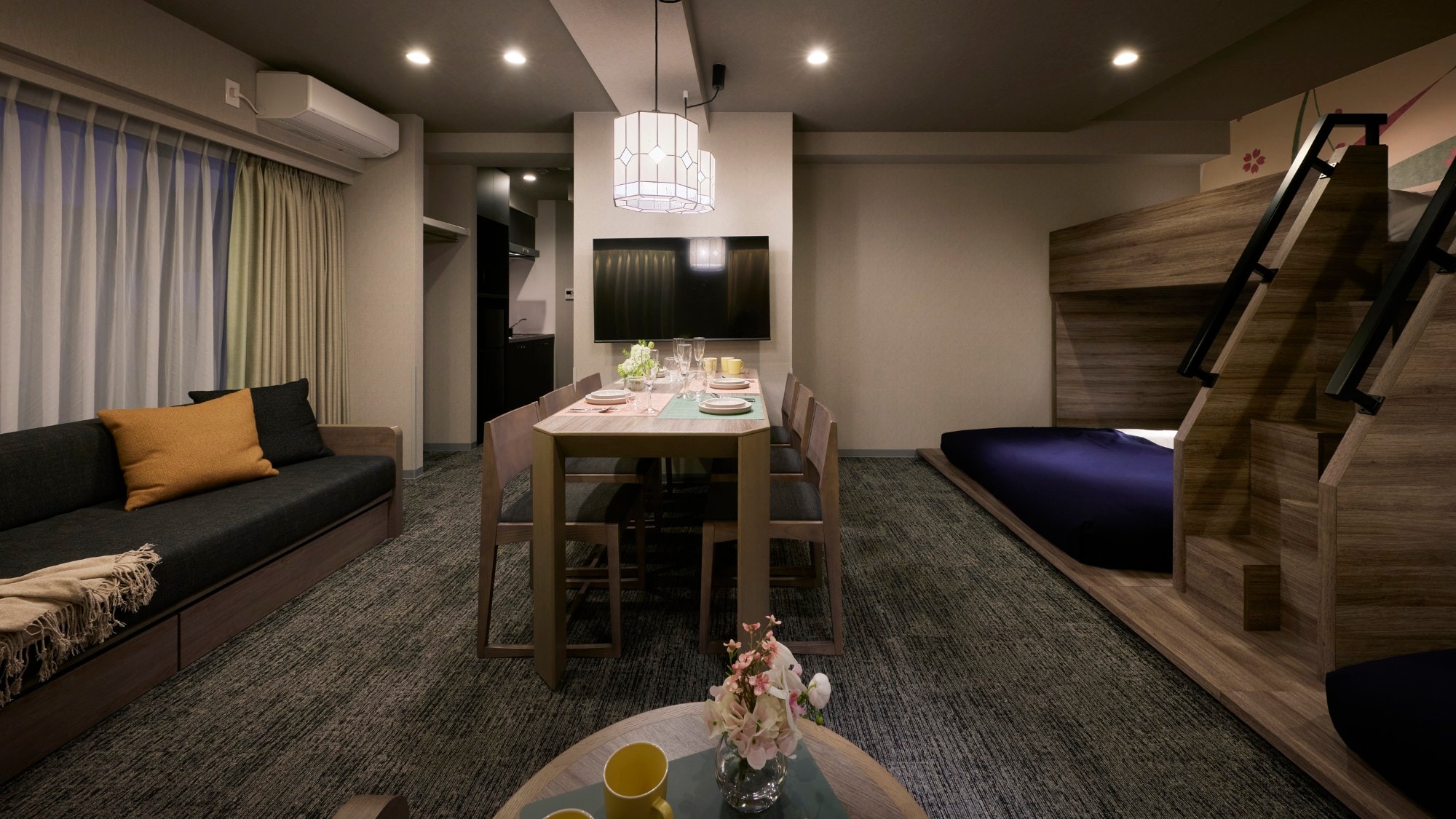 Deluxe 6 Bed