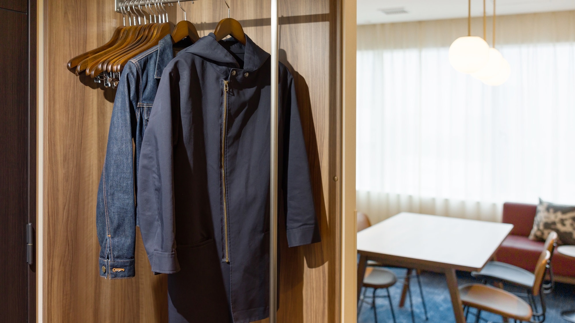 [Deluxe Family Takumi] Also equipped with a hanger rack.