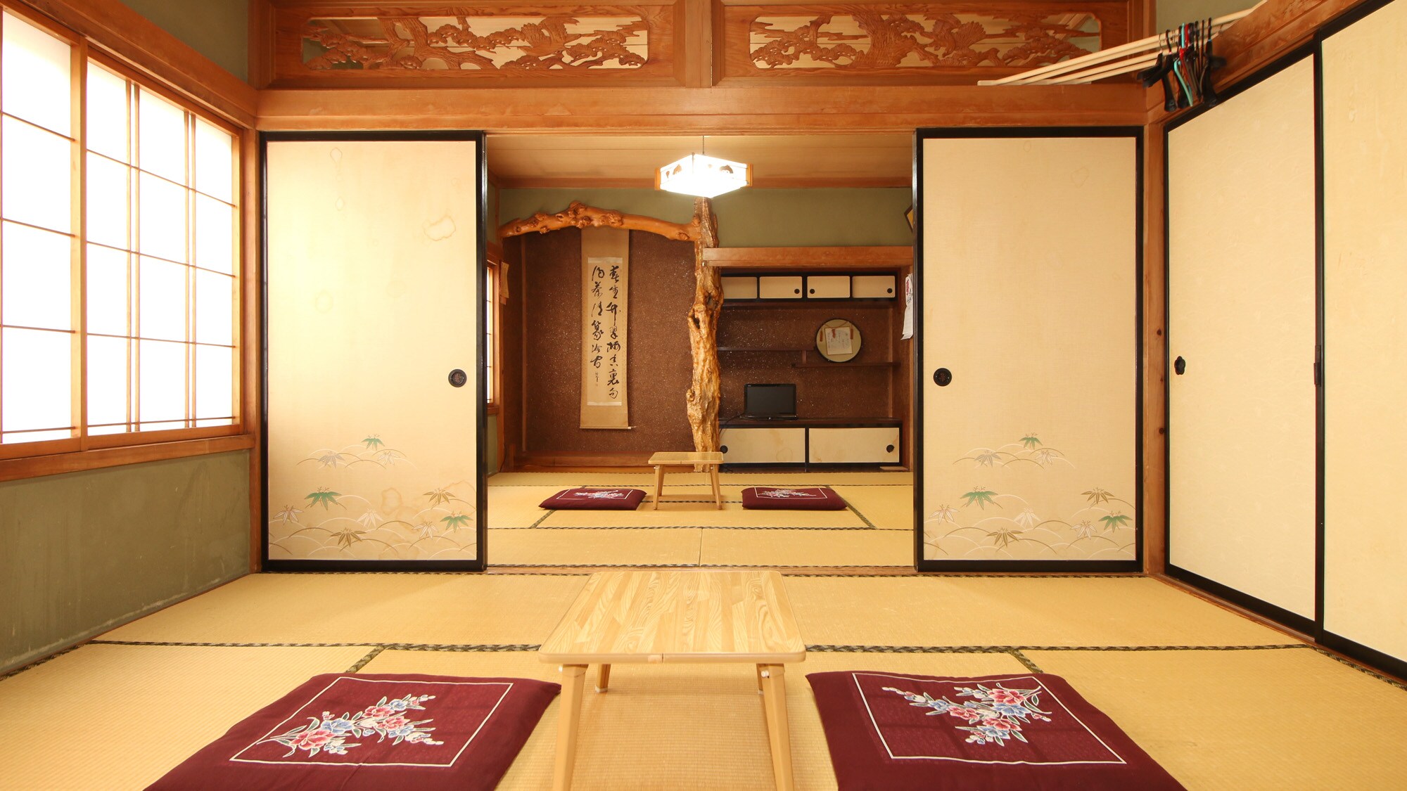# [Contoh ruangan]