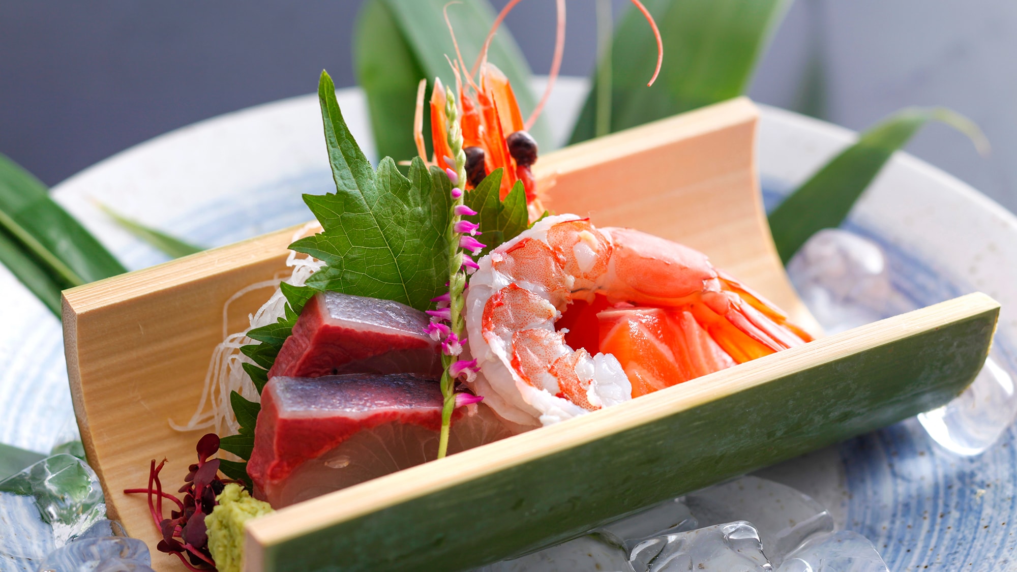 [Gourmand Kaiseki] Assortment of 3 types of sashimi