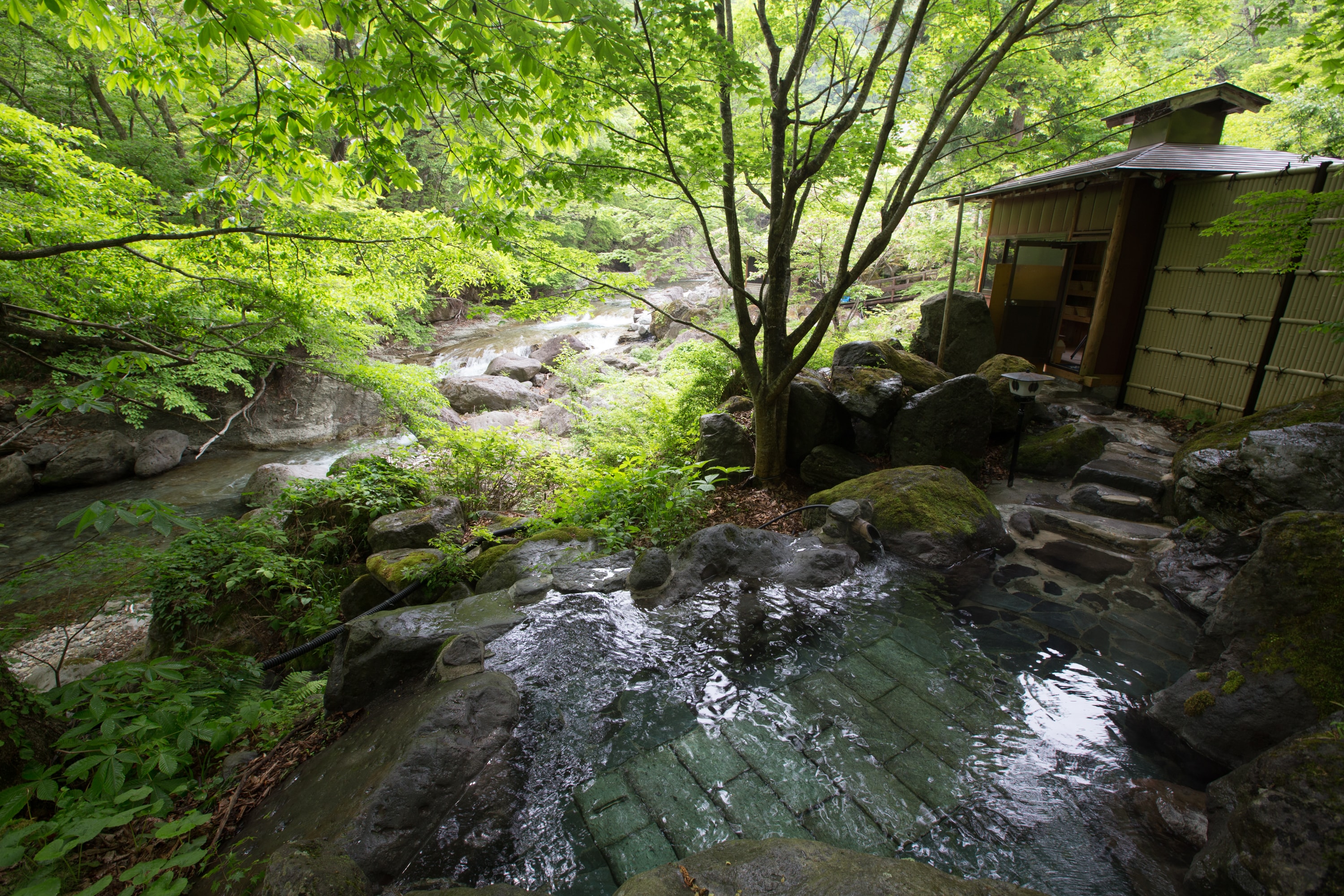Fertility open-air bath (for women)