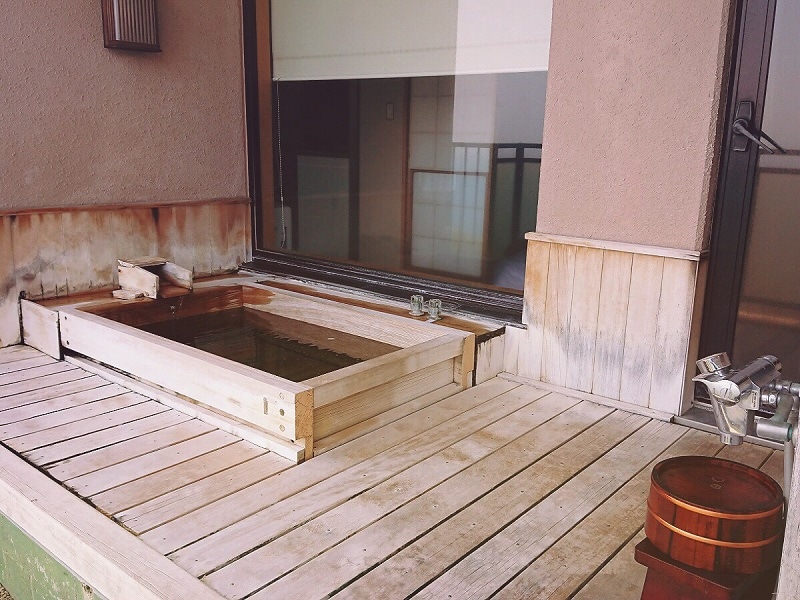 Example) Guest room with cypress open-air bath