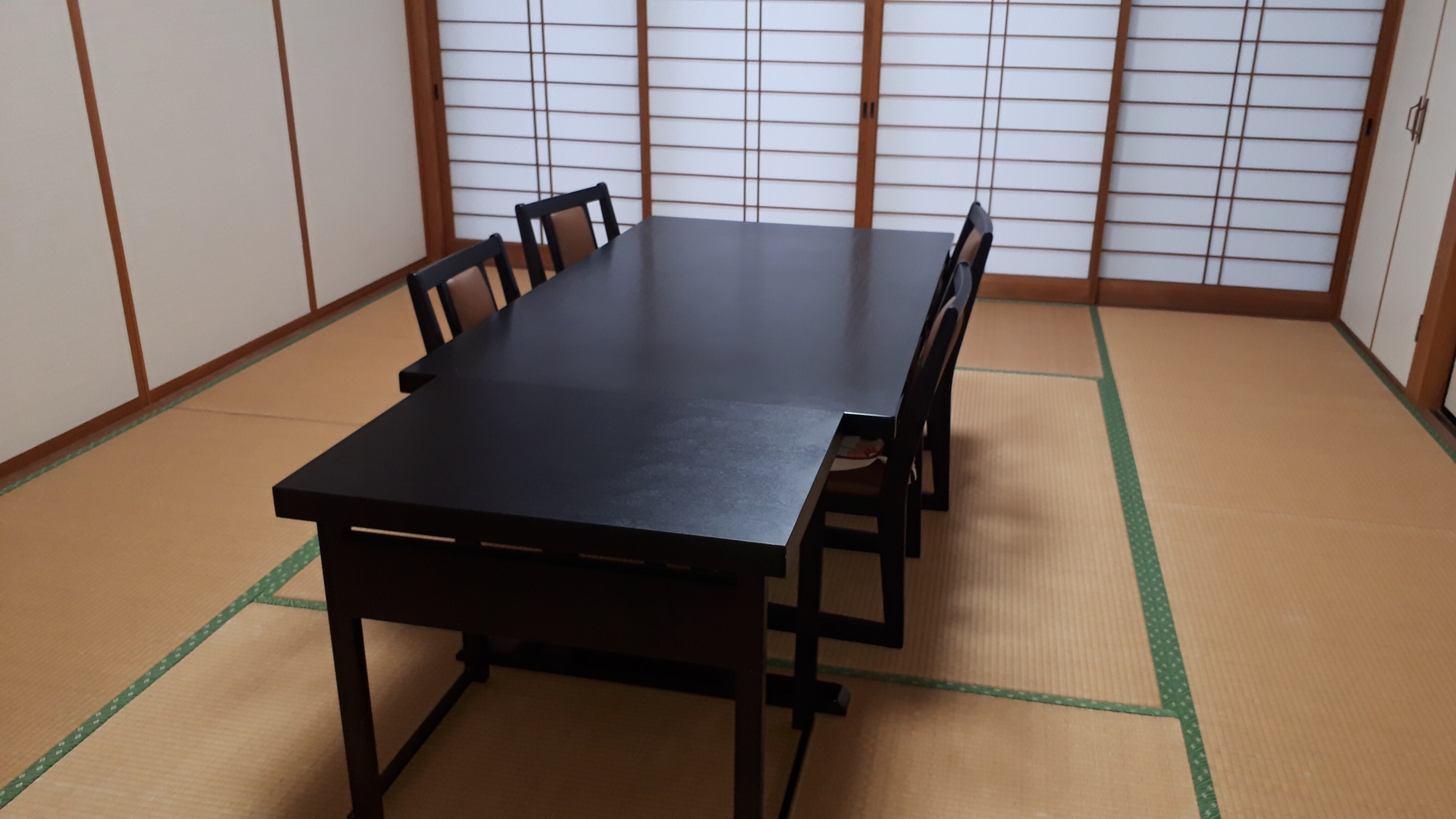 Table seating