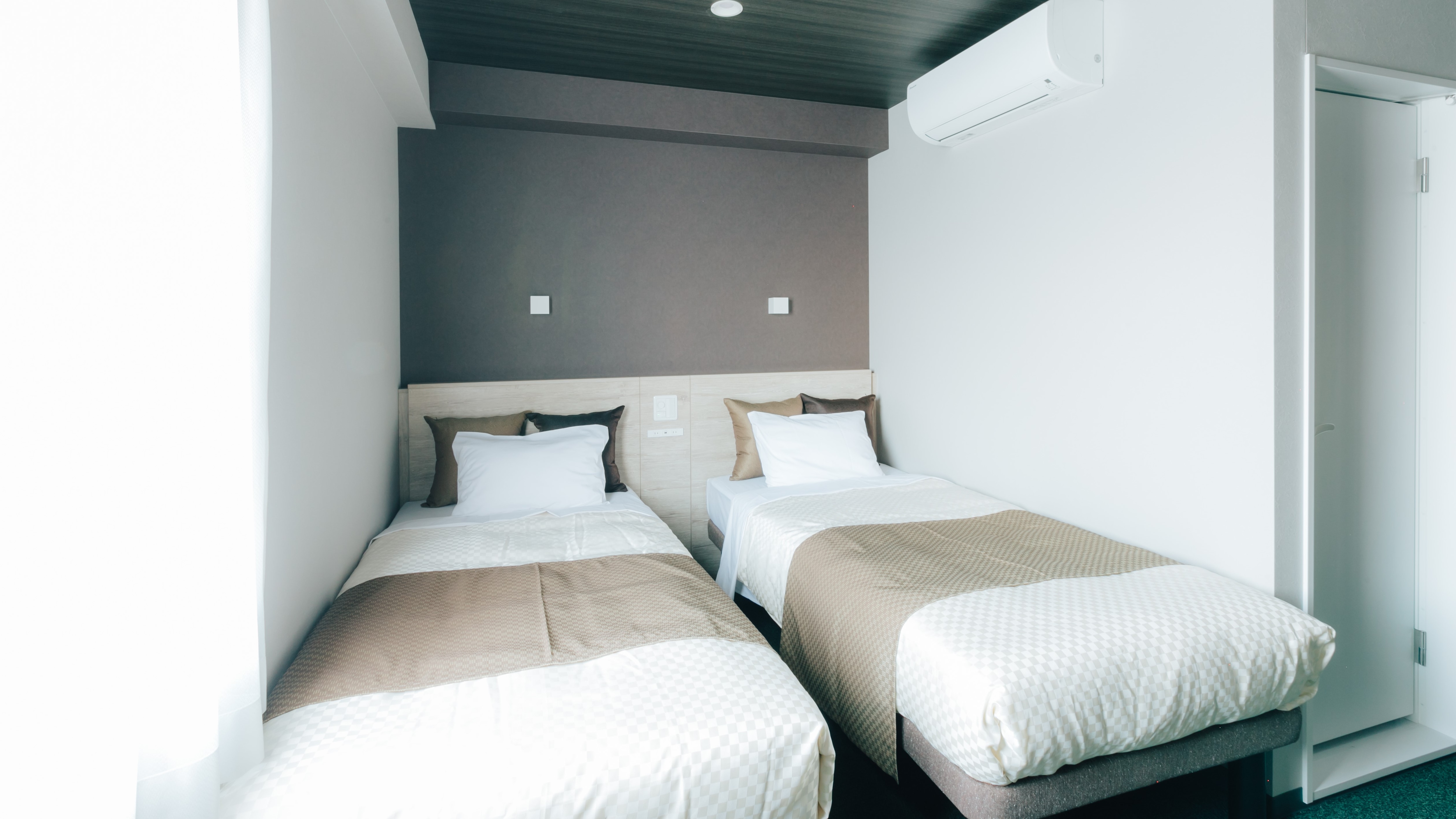 [房間設施] 所有房間均採用Serta & reg; 製造的床墊