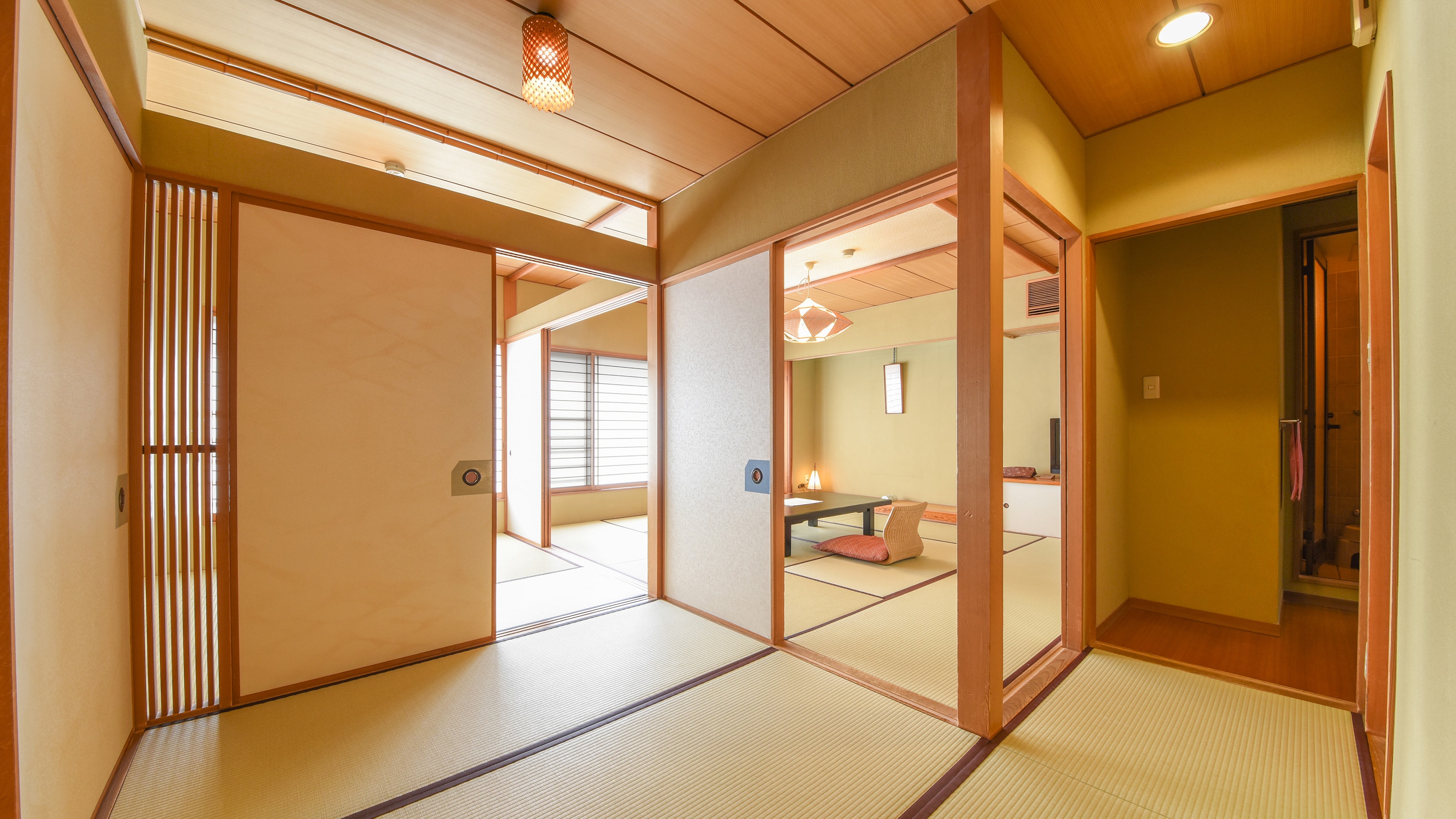 ** [Drum] Kamar bergaya Jepang Sukiya-zukuri otentik dengan kamar berikut / lantai 1 hingga 3 (jumlah lantai tidak dapat ditentukan)