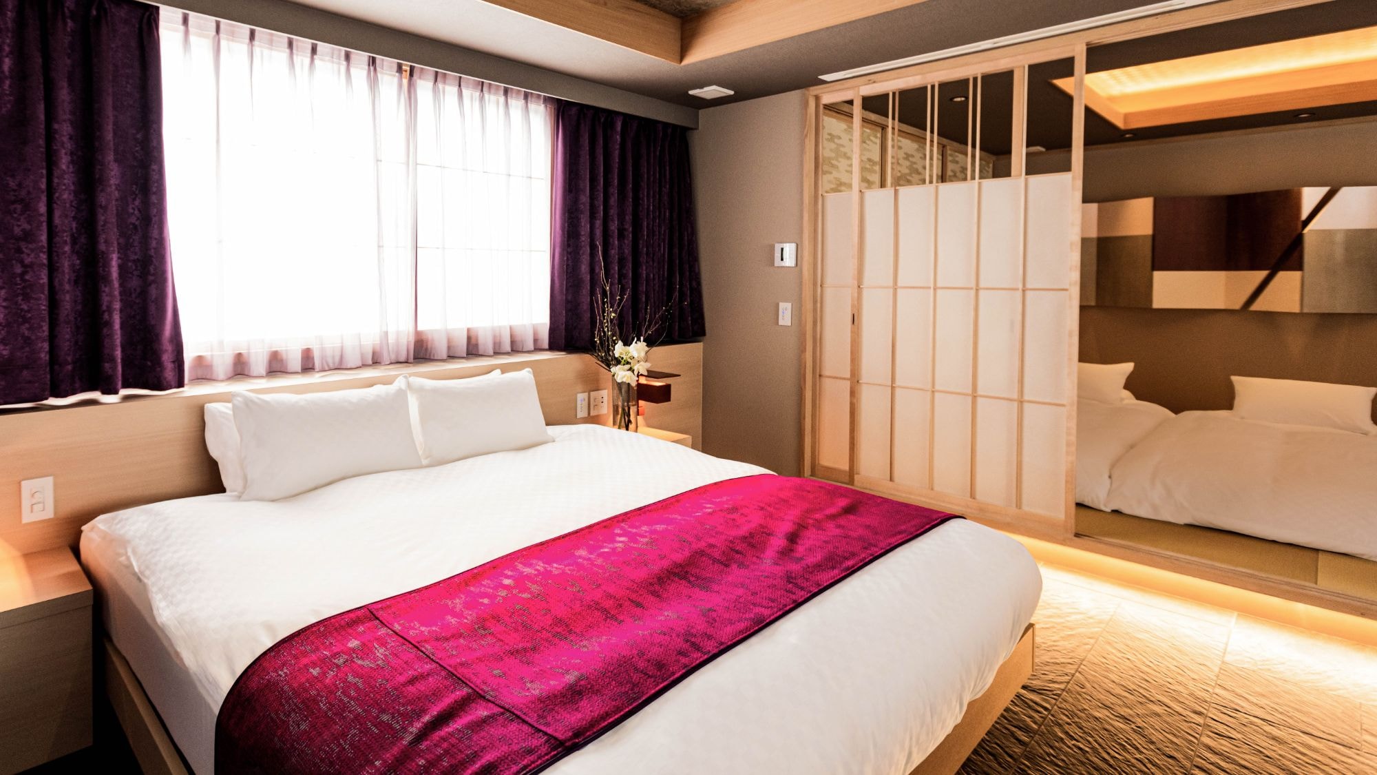 Deluxe Suite with Kitchen