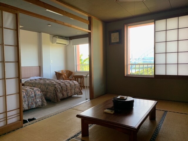 Japanese-Western style room