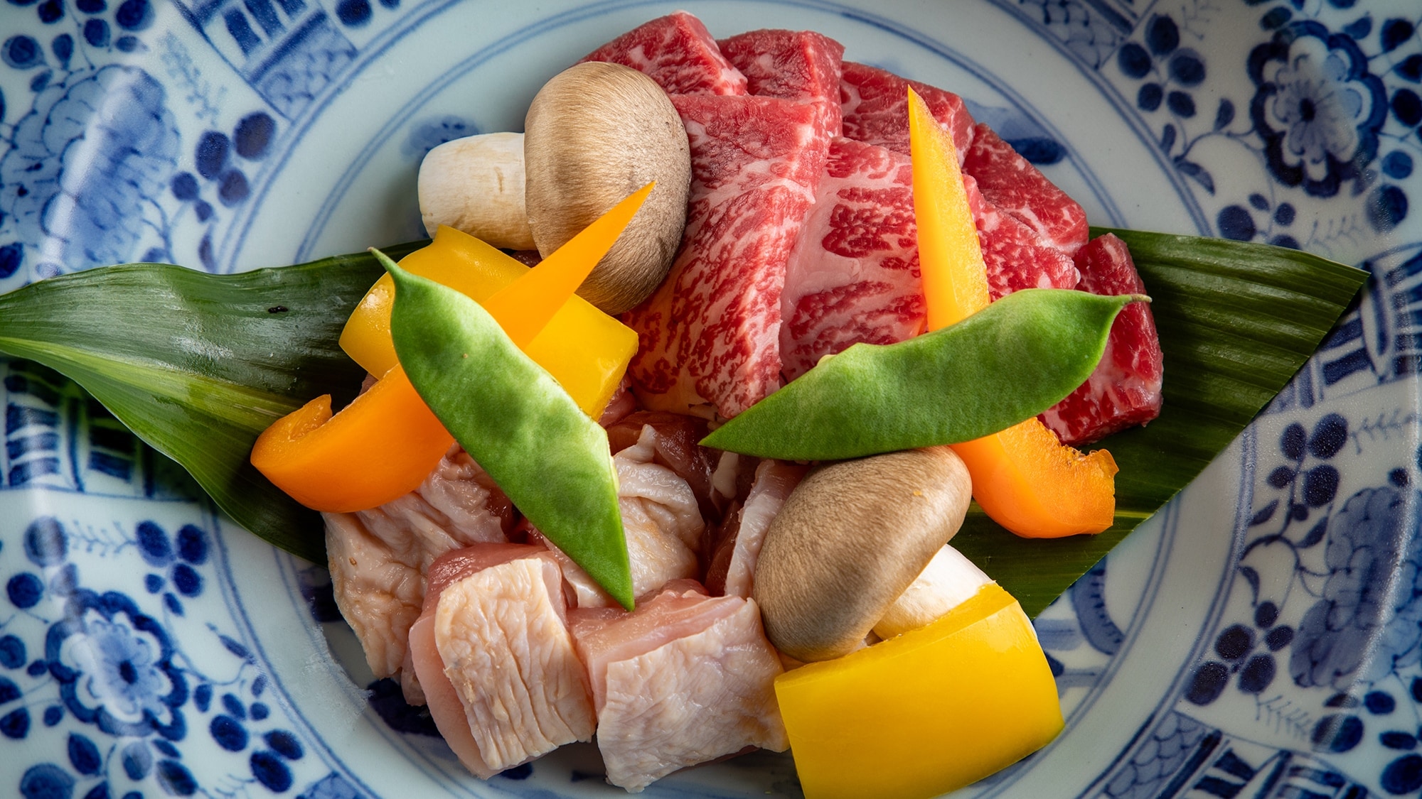 [Dinner] Oita's proud ingredients: Oita Wagyu beef and red chicken