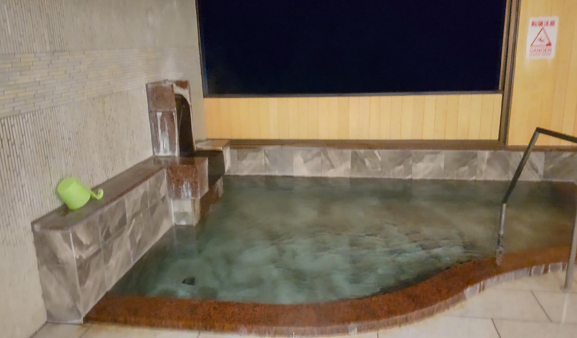 7F露天浴池