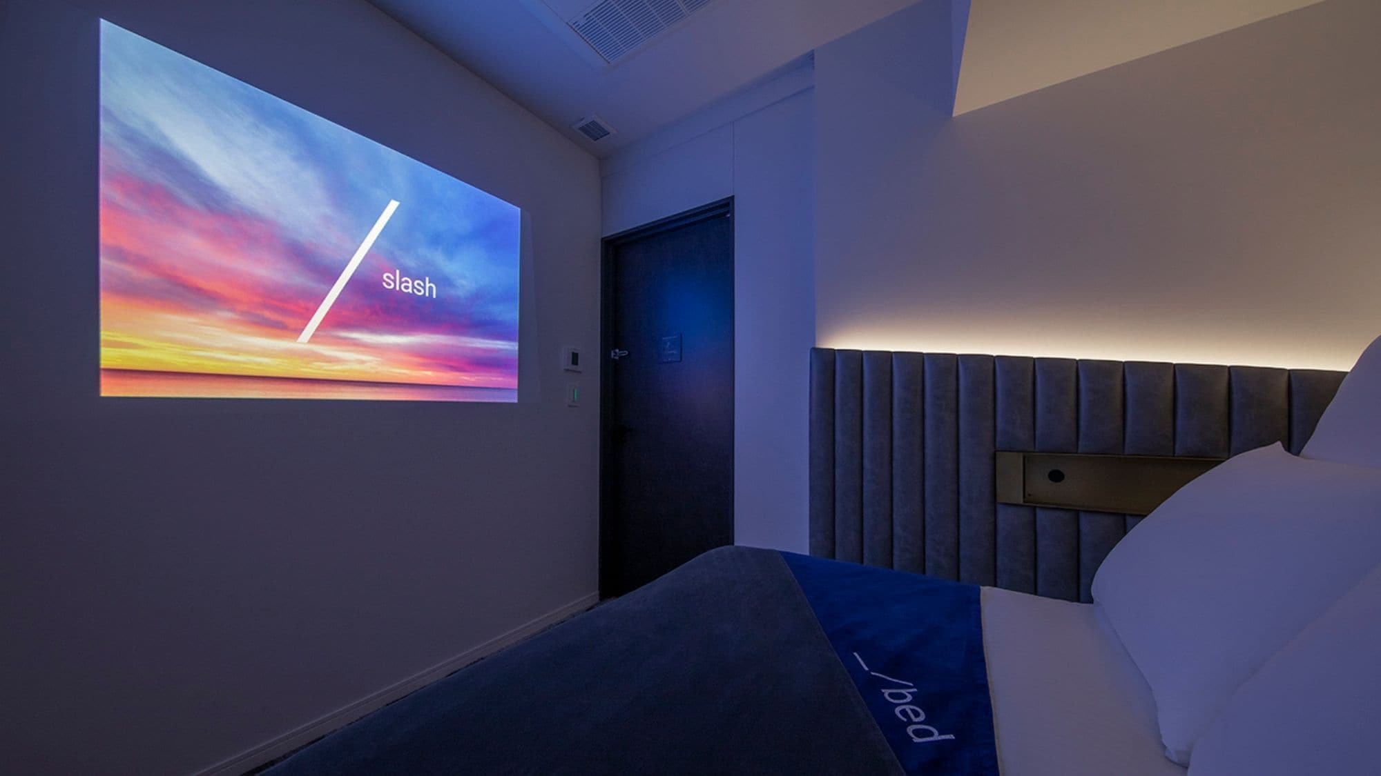 Double room projector projection scene