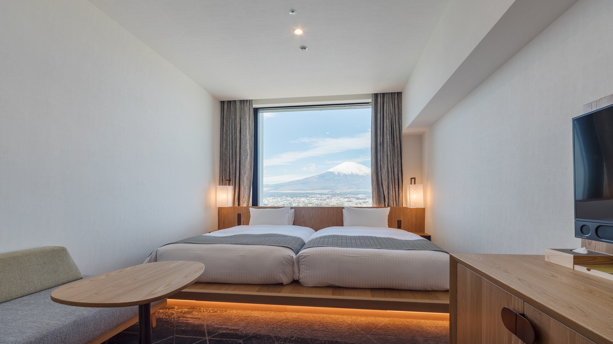 Guest room: Fuji view twin room