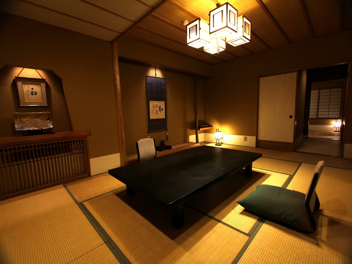 [Suite lantai atas kamar bergaya Jepang] 12 tikar tatami + kamar sebelah 6 tikar tatami + ruang tamu atau 4 tikar tatami Kamar bergaya Jepang