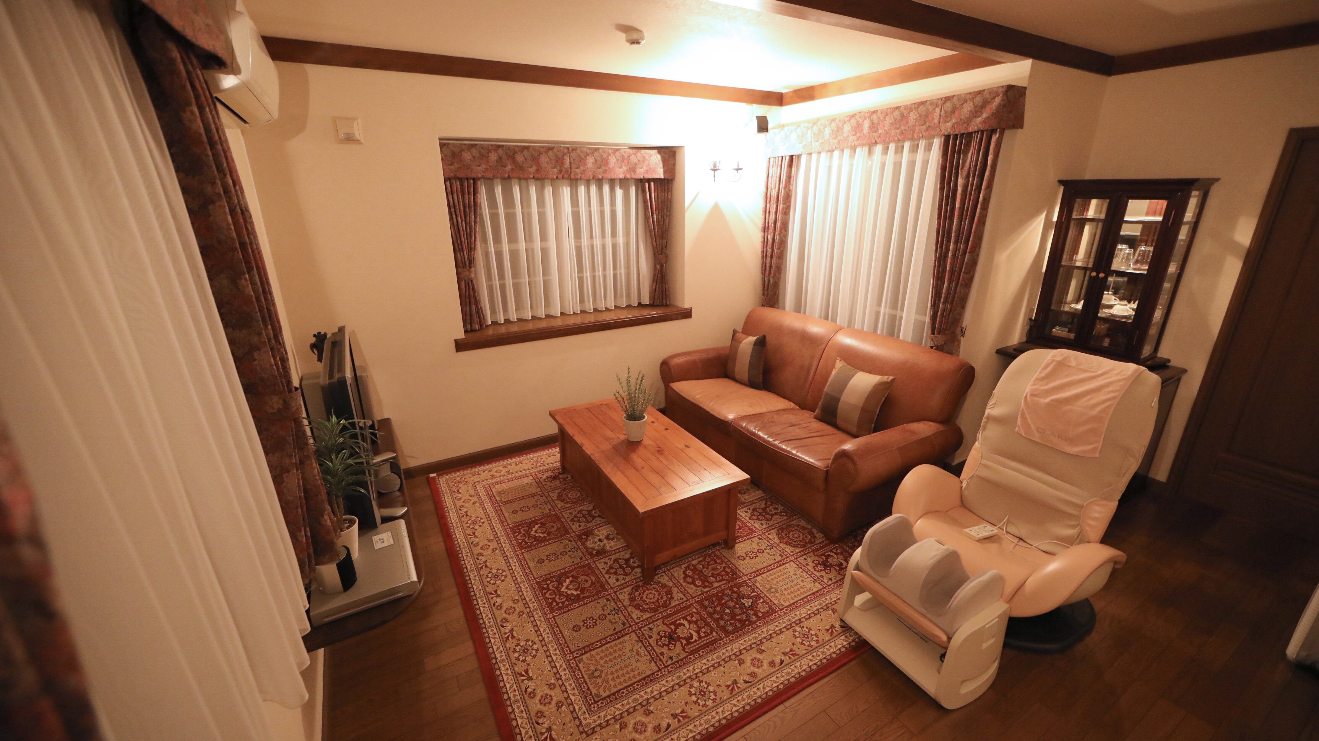 [With open-air bath] Petit Maison/Hollywood Twin Room